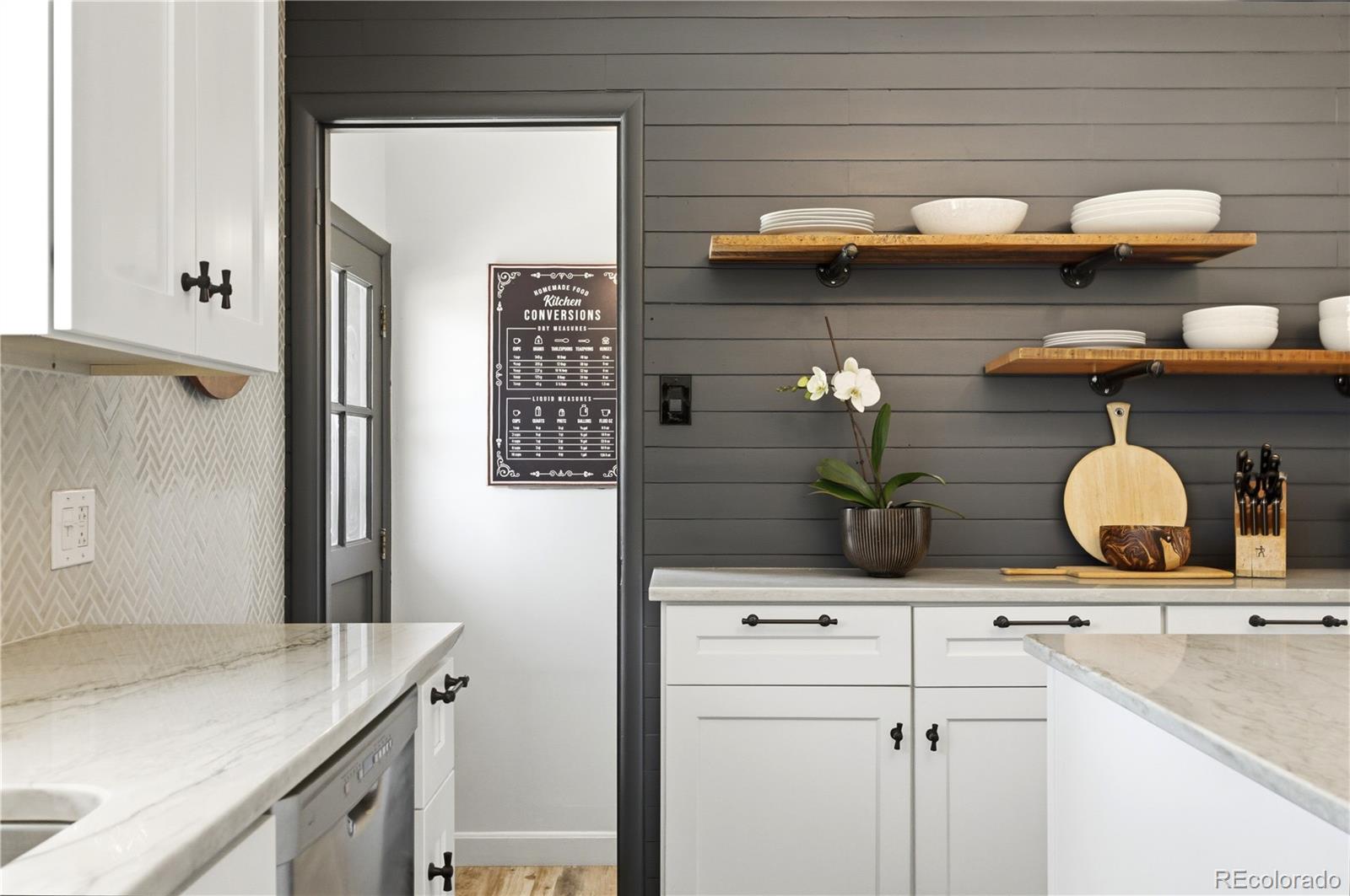 MLS Image #18 for 768 w valleyview avenue,littleton, Colorado