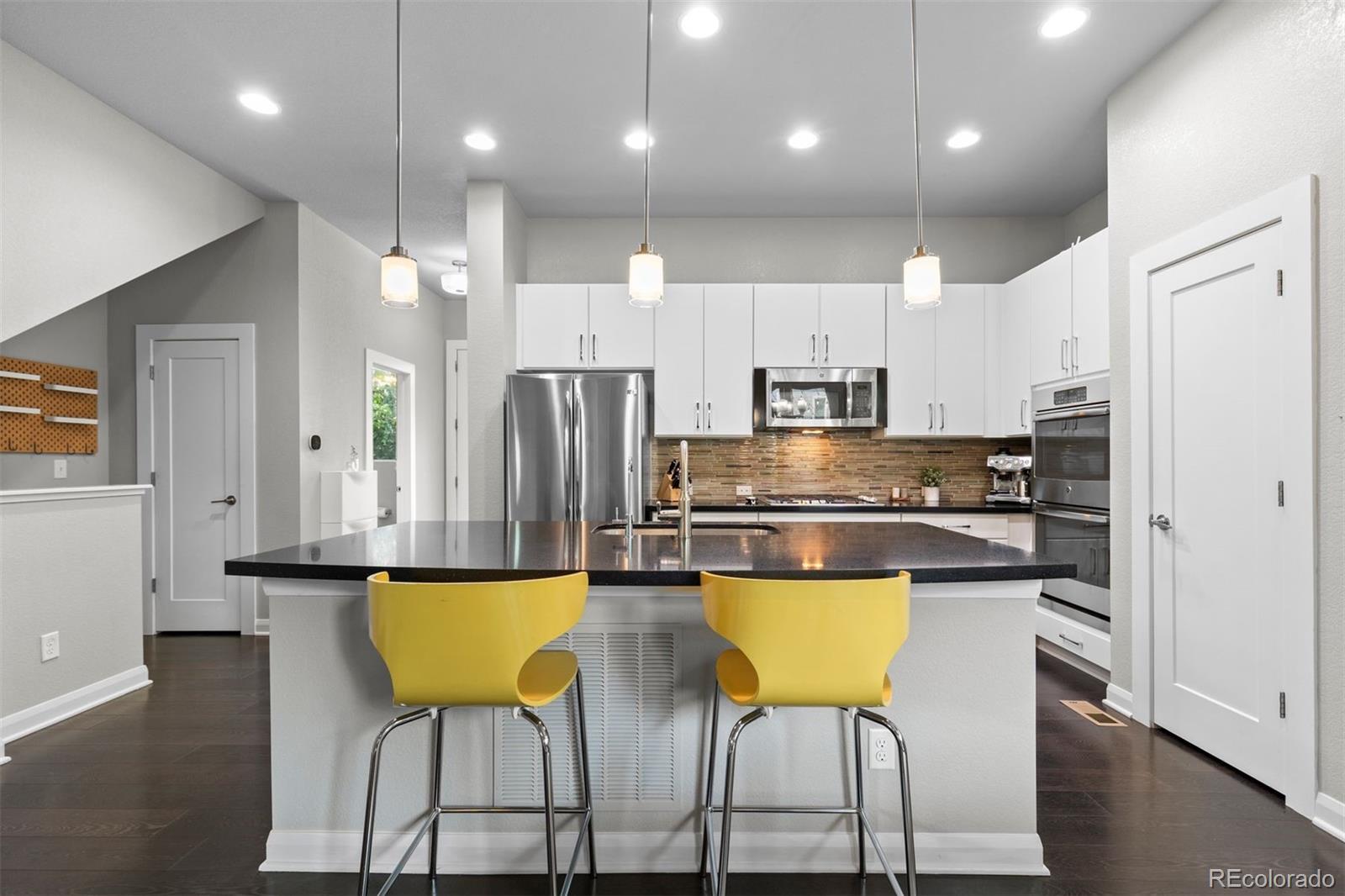 MLS Image #10 for 6771  raritan drive,denver, Colorado
