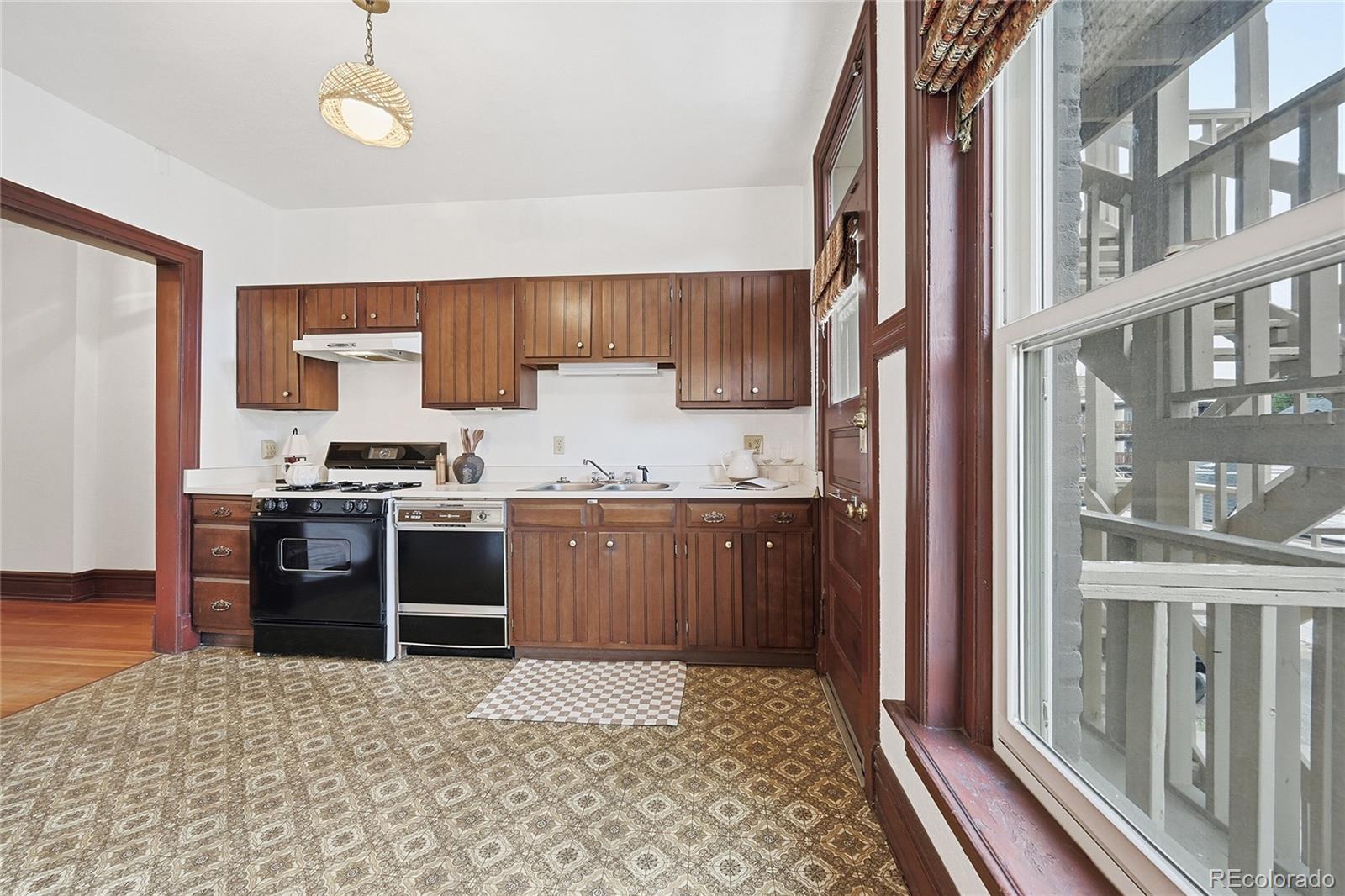 MLS Image #30 for 1240 n ogden street 4,denver, Colorado