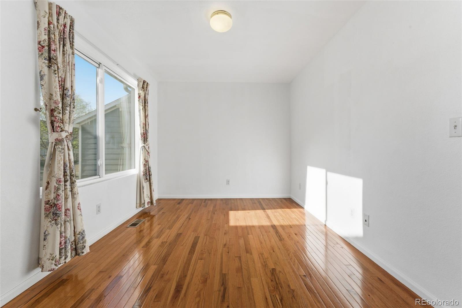 MLS Image #15 for 1858  depew street,lakewood, Colorado