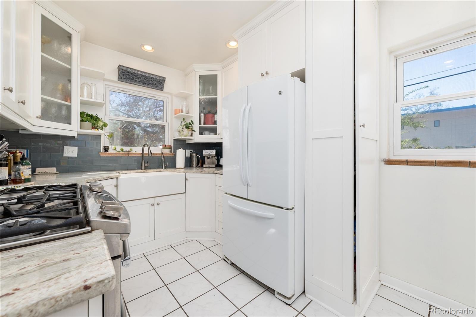 MLS Image #17 for 1690 s marion street,denver, Colorado