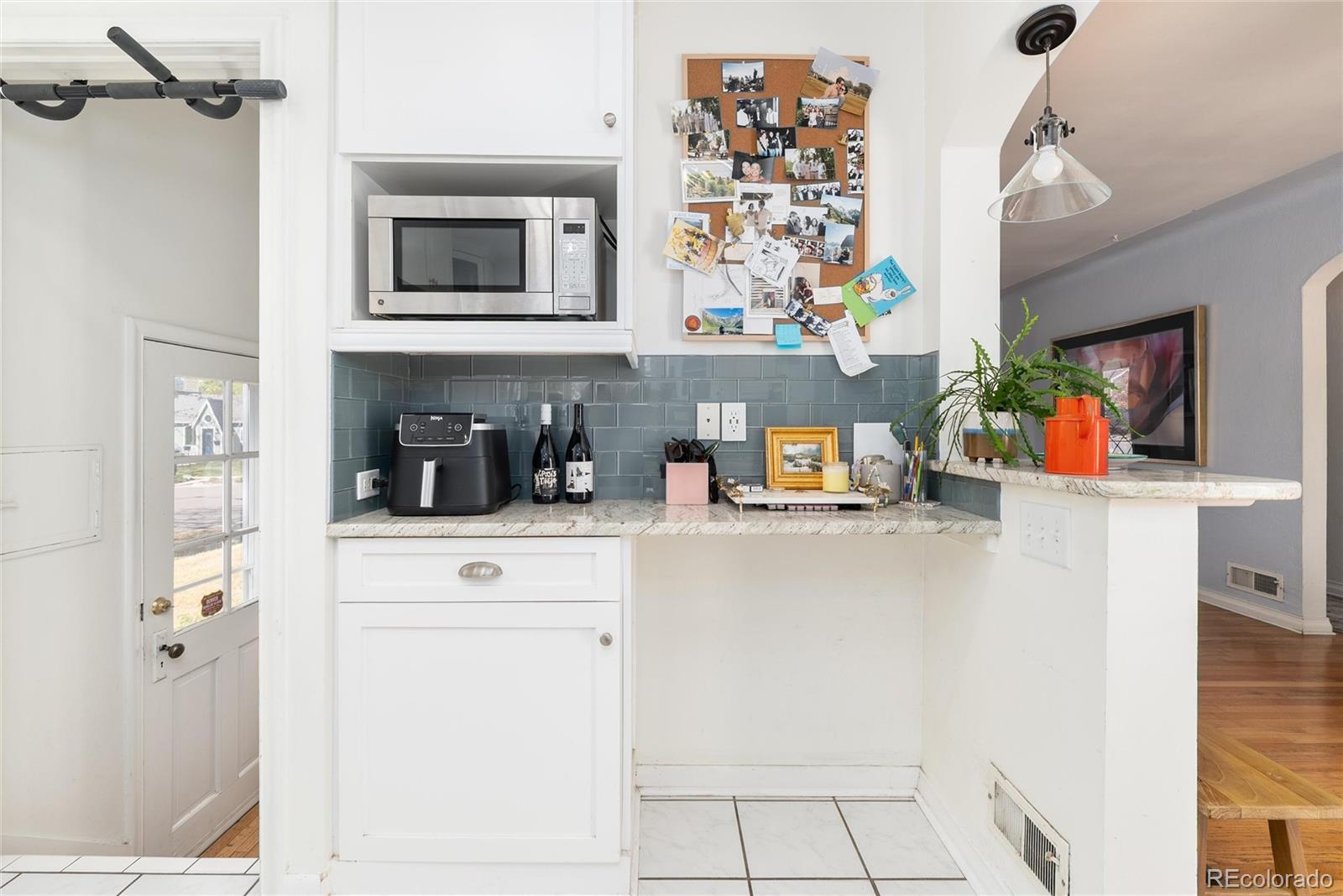 MLS Image #18 for 1690 s marion street,denver, Colorado