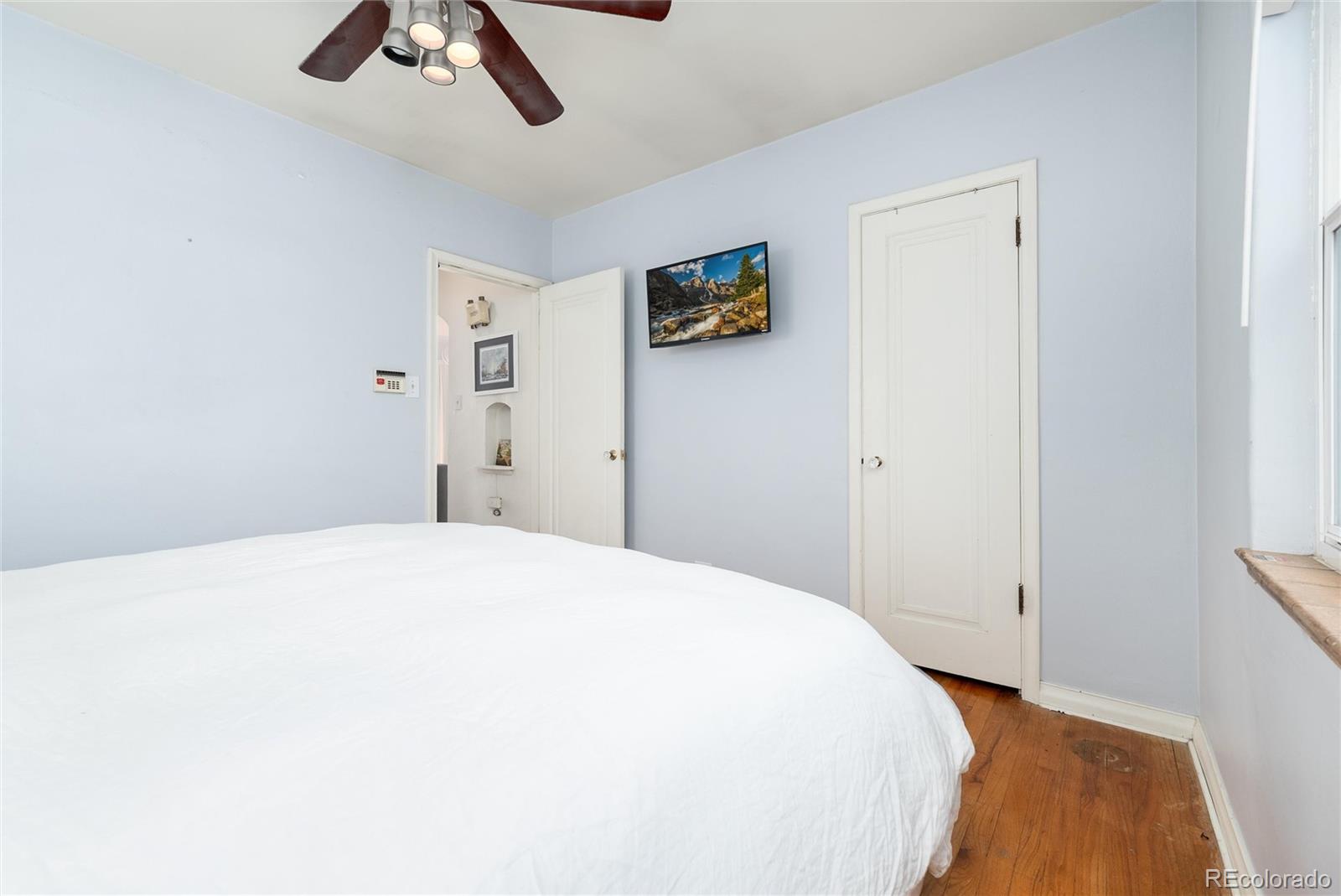 MLS Image #21 for 1690 s marion street,denver, Colorado