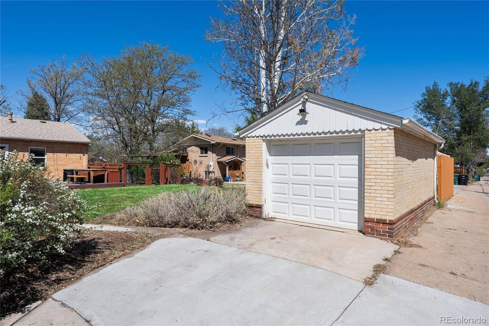 MLS Image #40 for 1690 s marion street,denver, Colorado