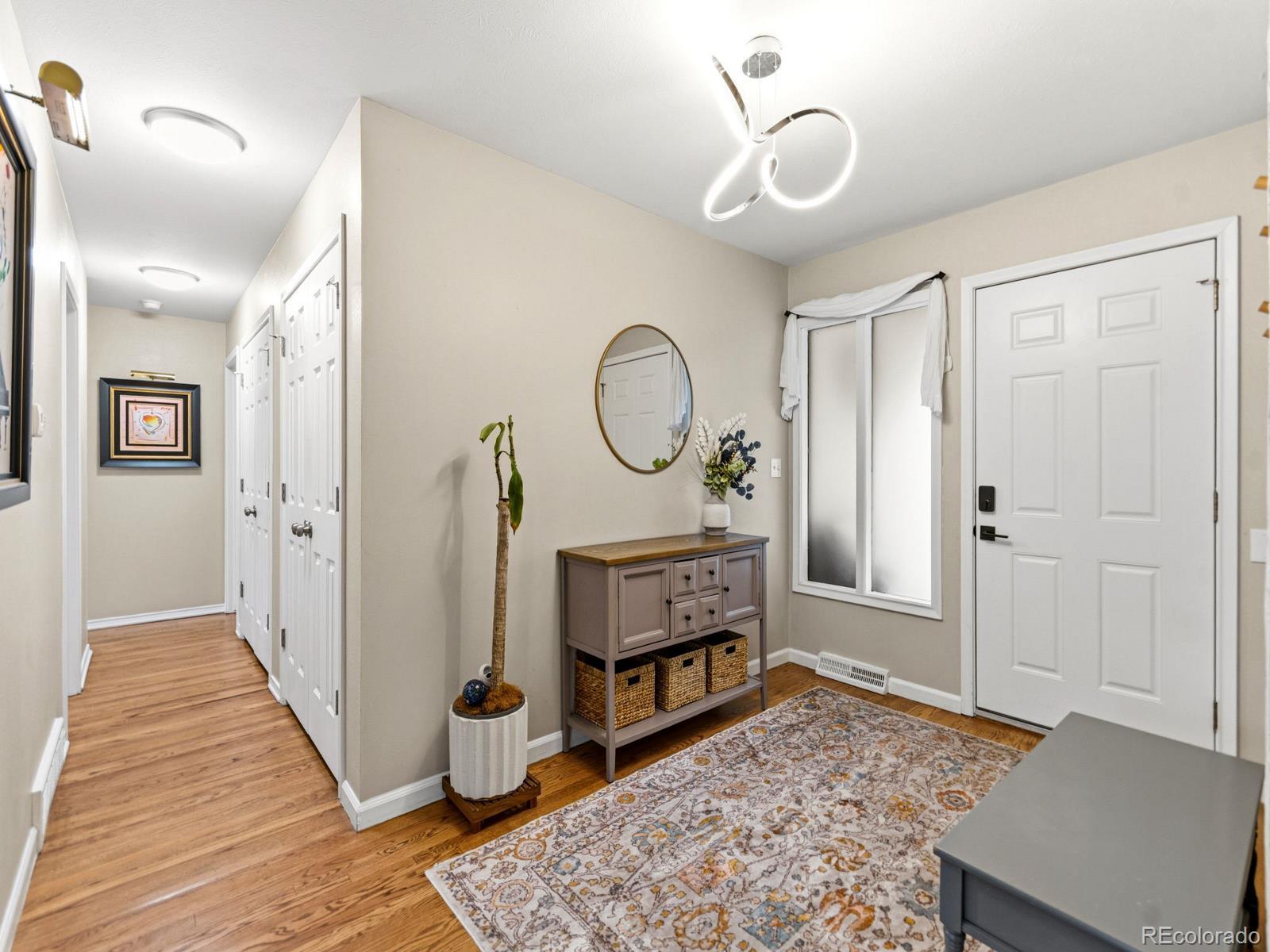 MLS Image #9 for 3620 s monaco parkway,denver, Colorado