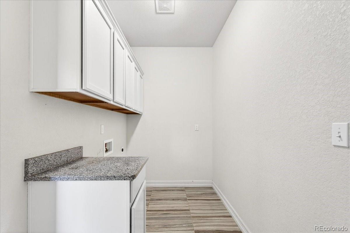 MLS Image #12 for 56534 e 24th avenue,strasburg, Colorado