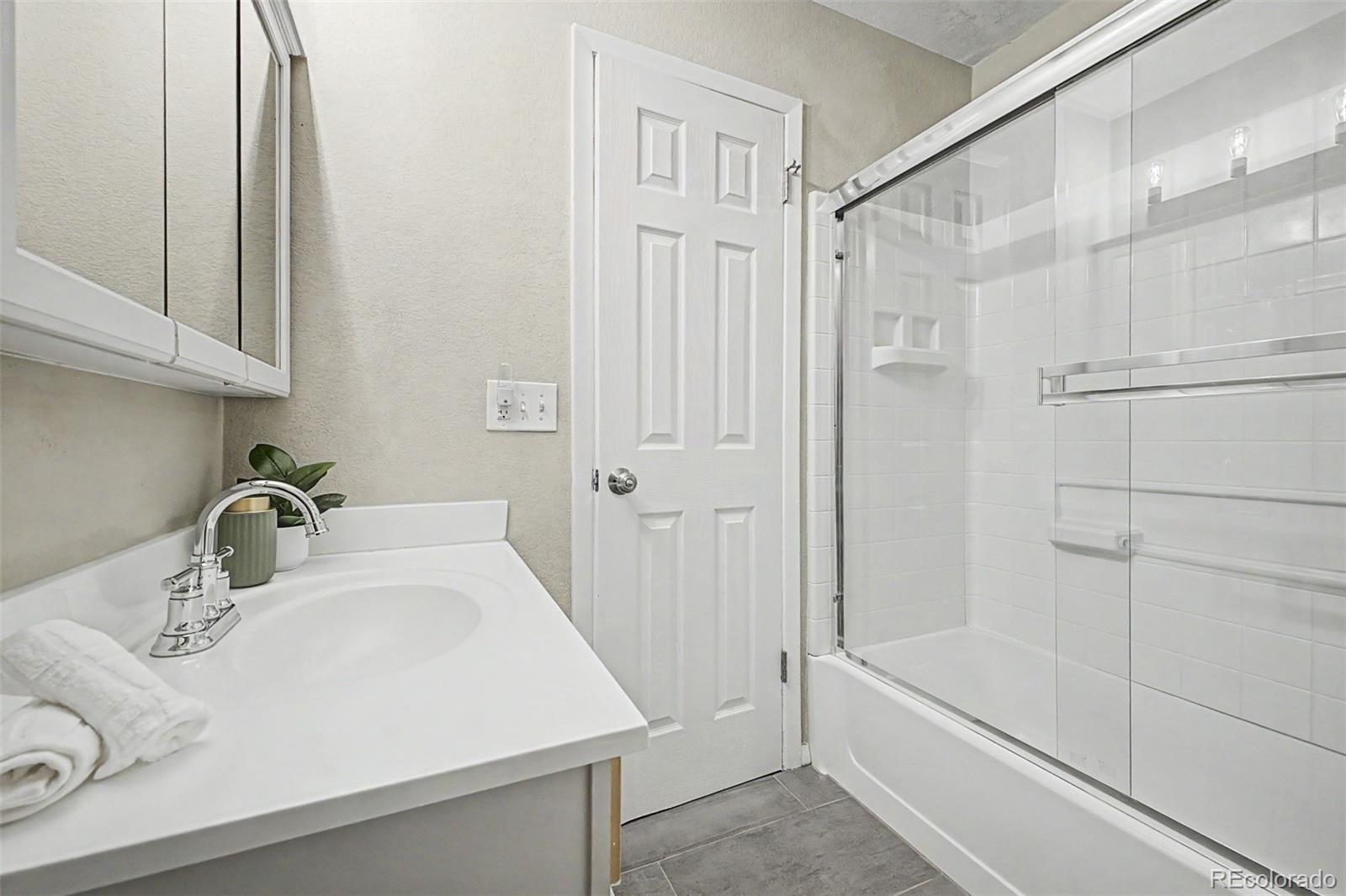 MLS Image #17 for 2115 s ammons street,lakewood, Colorado