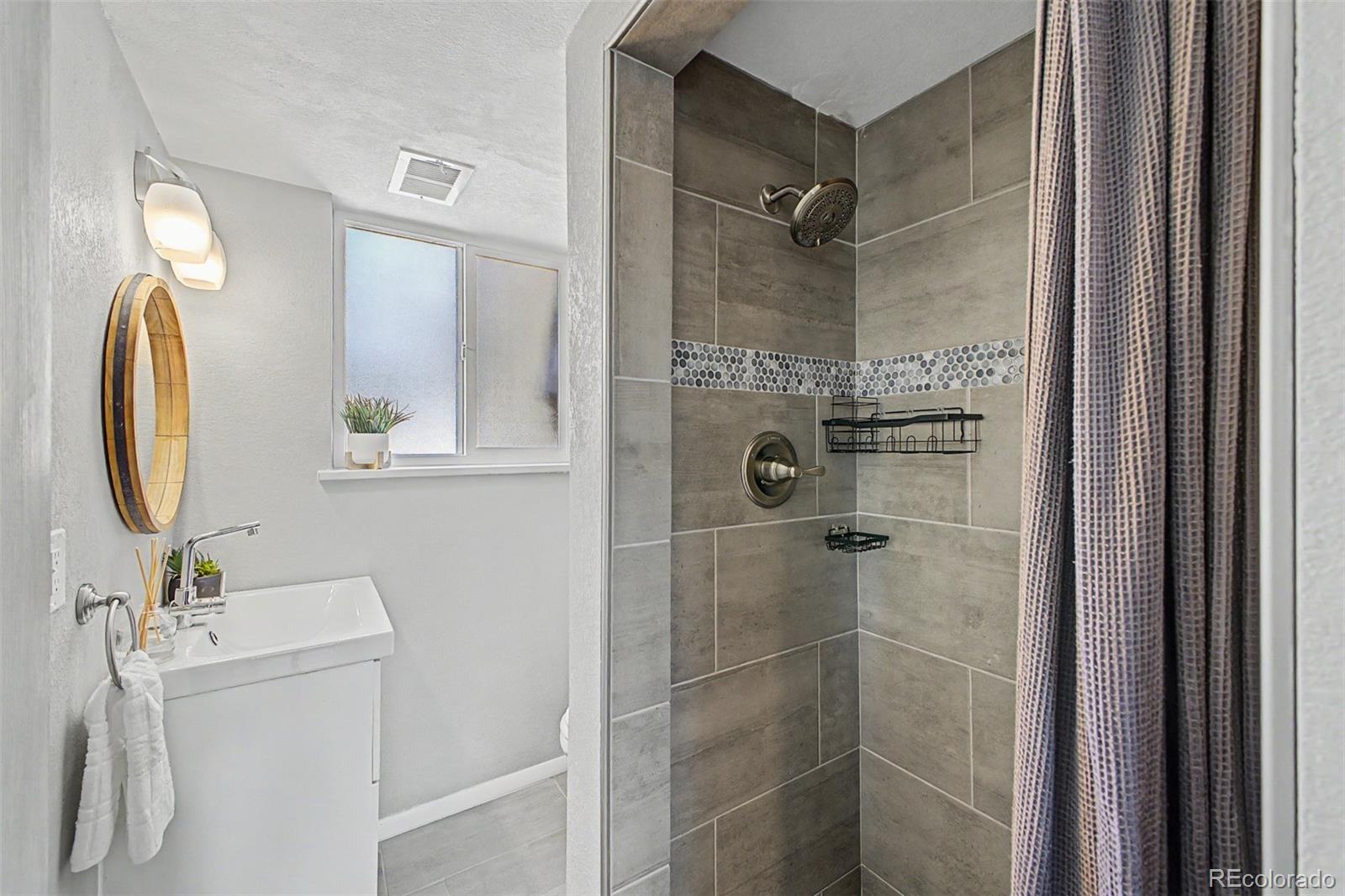 MLS Image #22 for 2115 s ammons street,lakewood, Colorado