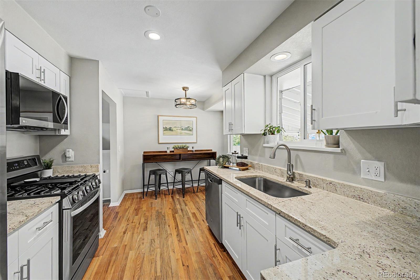 MLS Image #9 for 2115 s ammons street,lakewood, Colorado