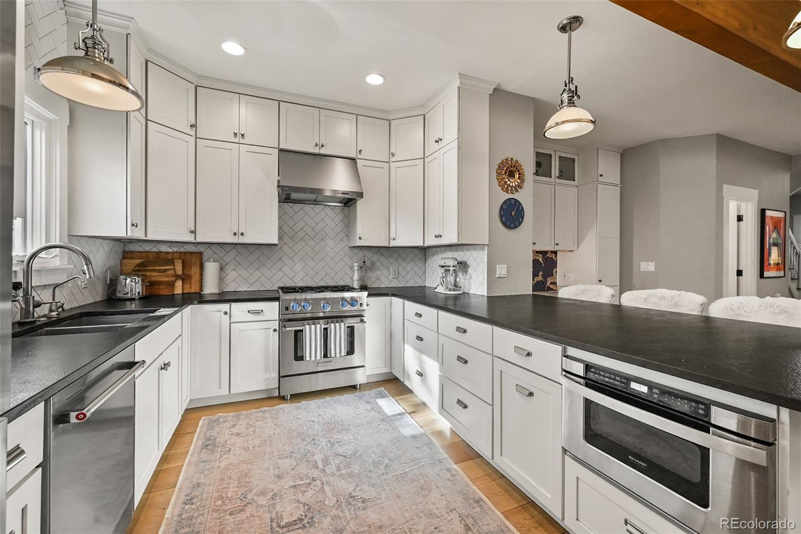 MLS Image #8 for 1927 s pennsylvania street,denver, Colorado