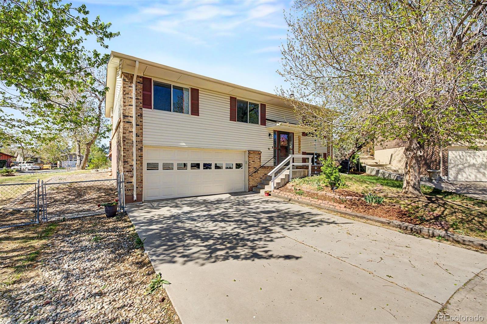 MLS Image #1 for 13797 w asbury circle,lakewood, Colorado