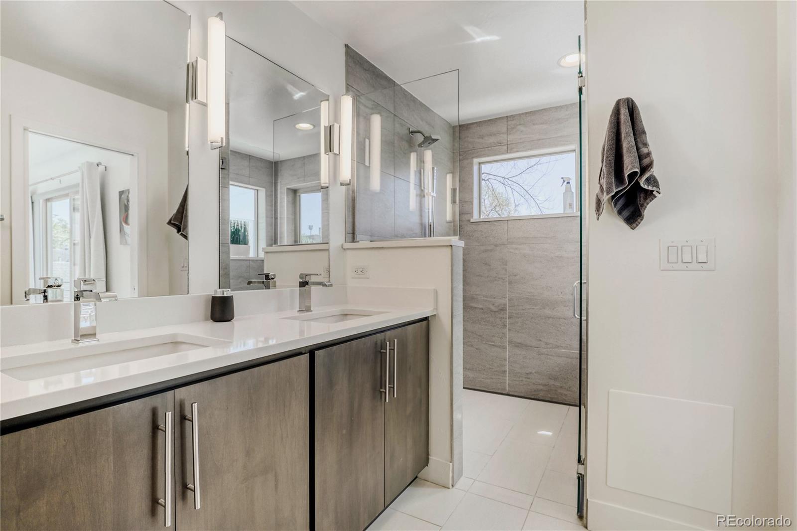 MLS Image #14 for 3934  vrain street,denver, Colorado