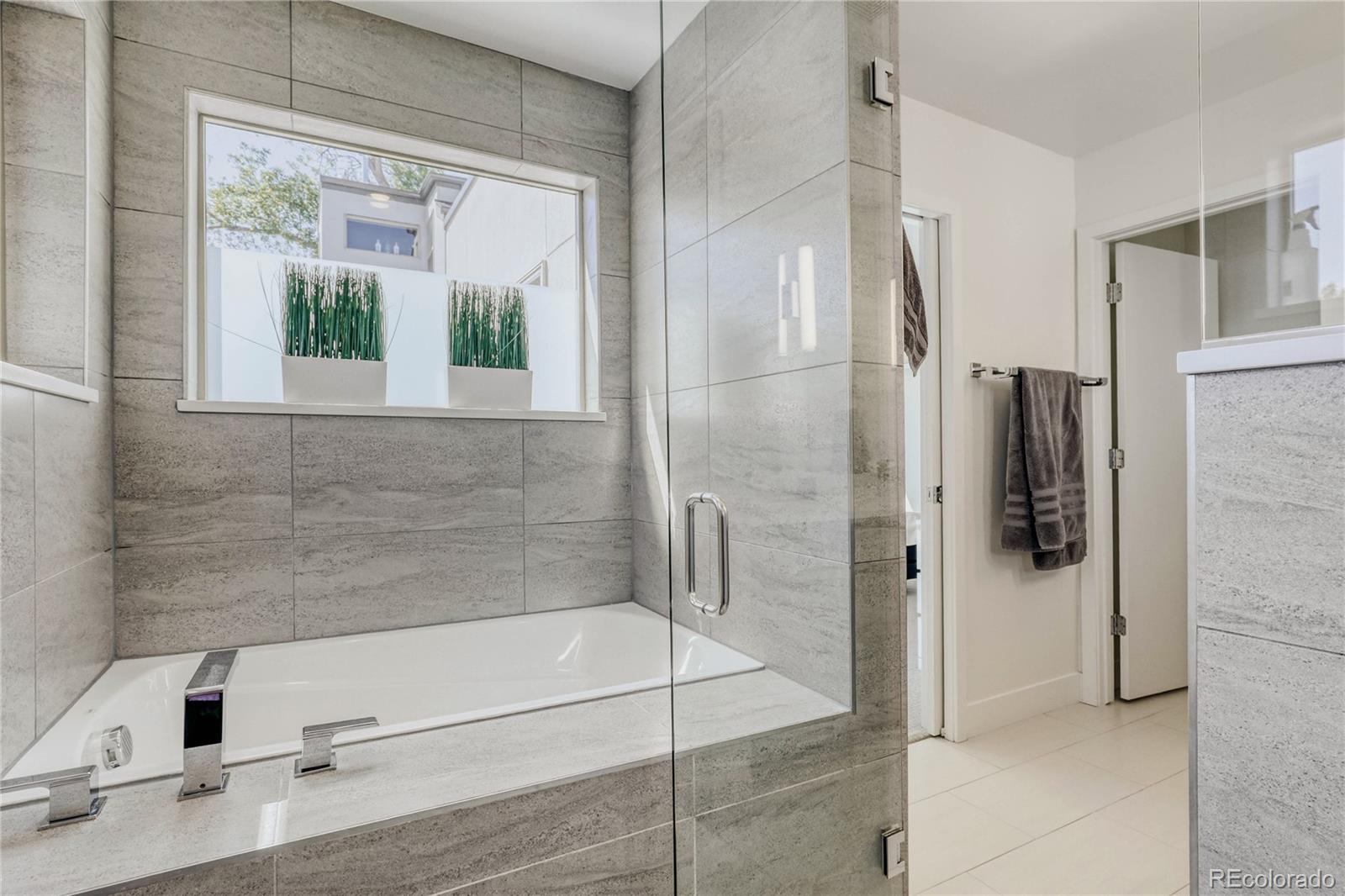 MLS Image #15 for 3934  vrain street,denver, Colorado