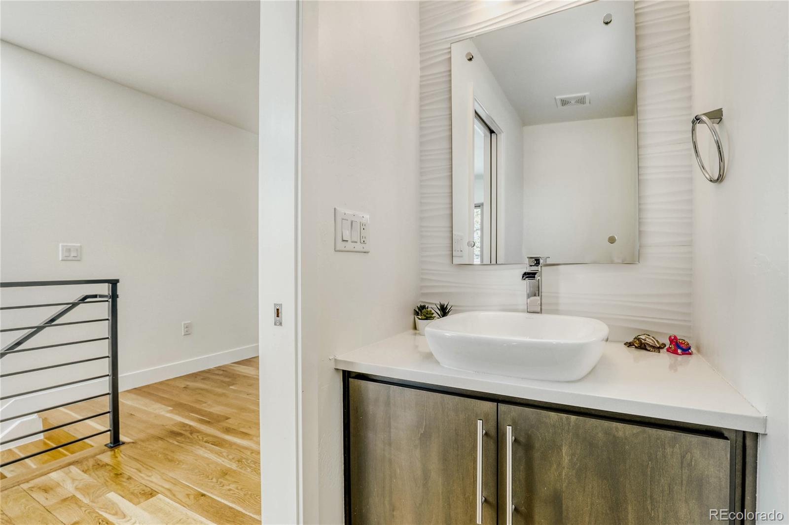 MLS Image #23 for 3934  vrain street,denver, Colorado