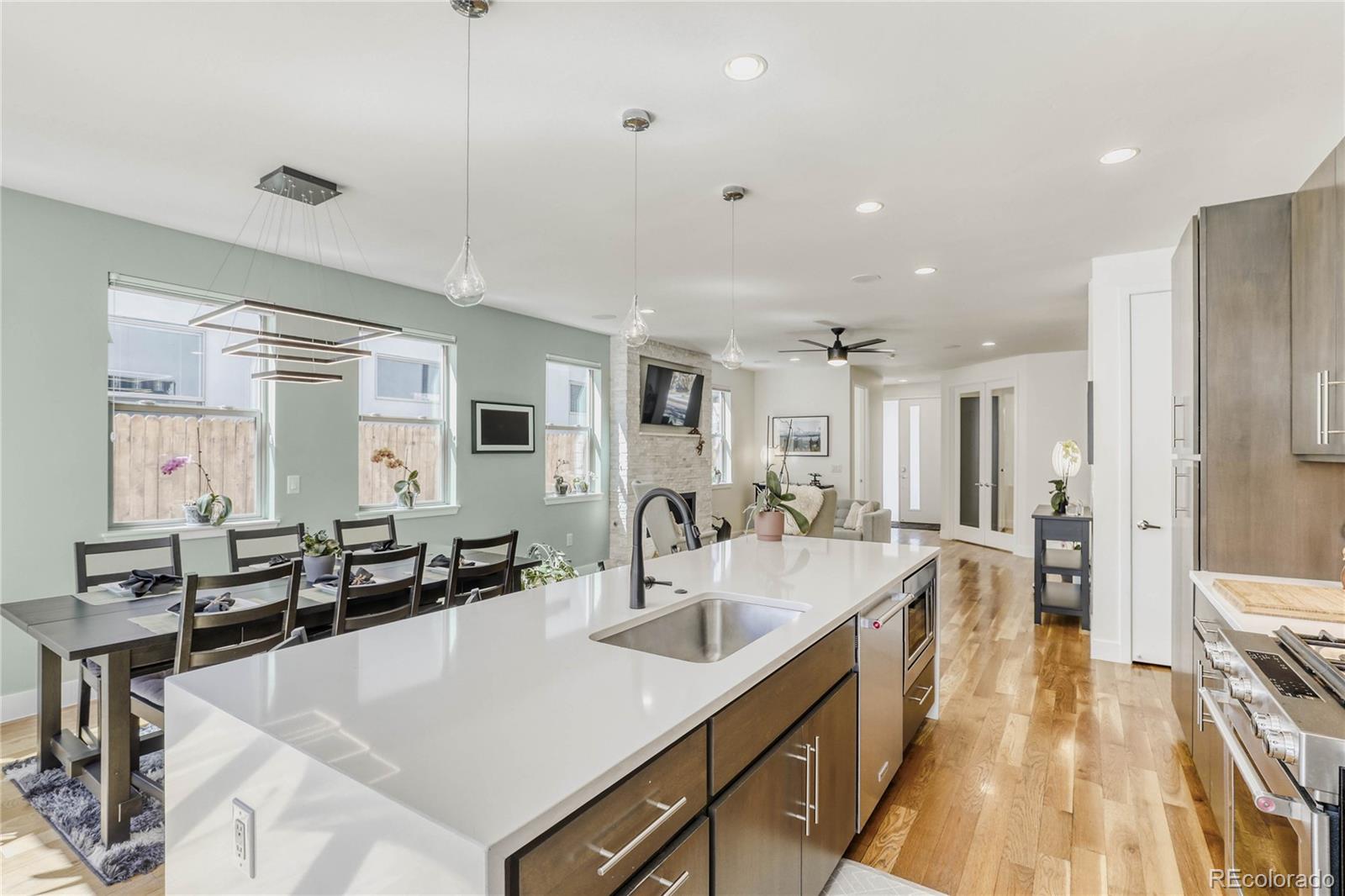 MLS Image #4 for 3934  vrain street,denver, Colorado