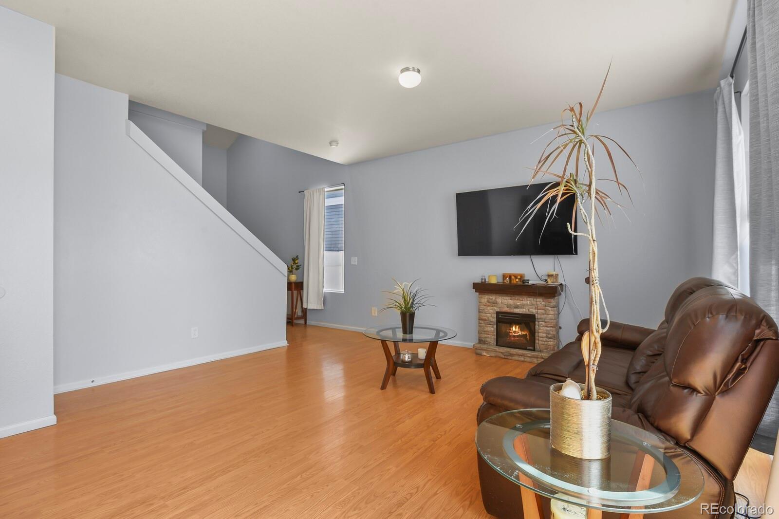 MLS Image #7 for 18620 e 46th avenue,denver, Colorado