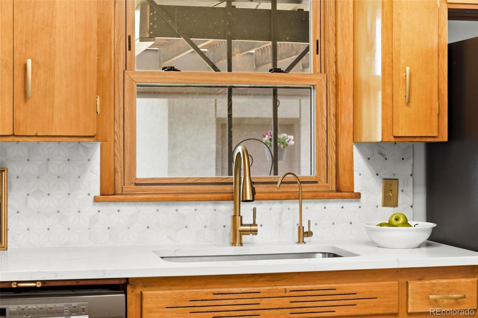 MLS Image #3 for 1350  grant street,longmont, Colorado