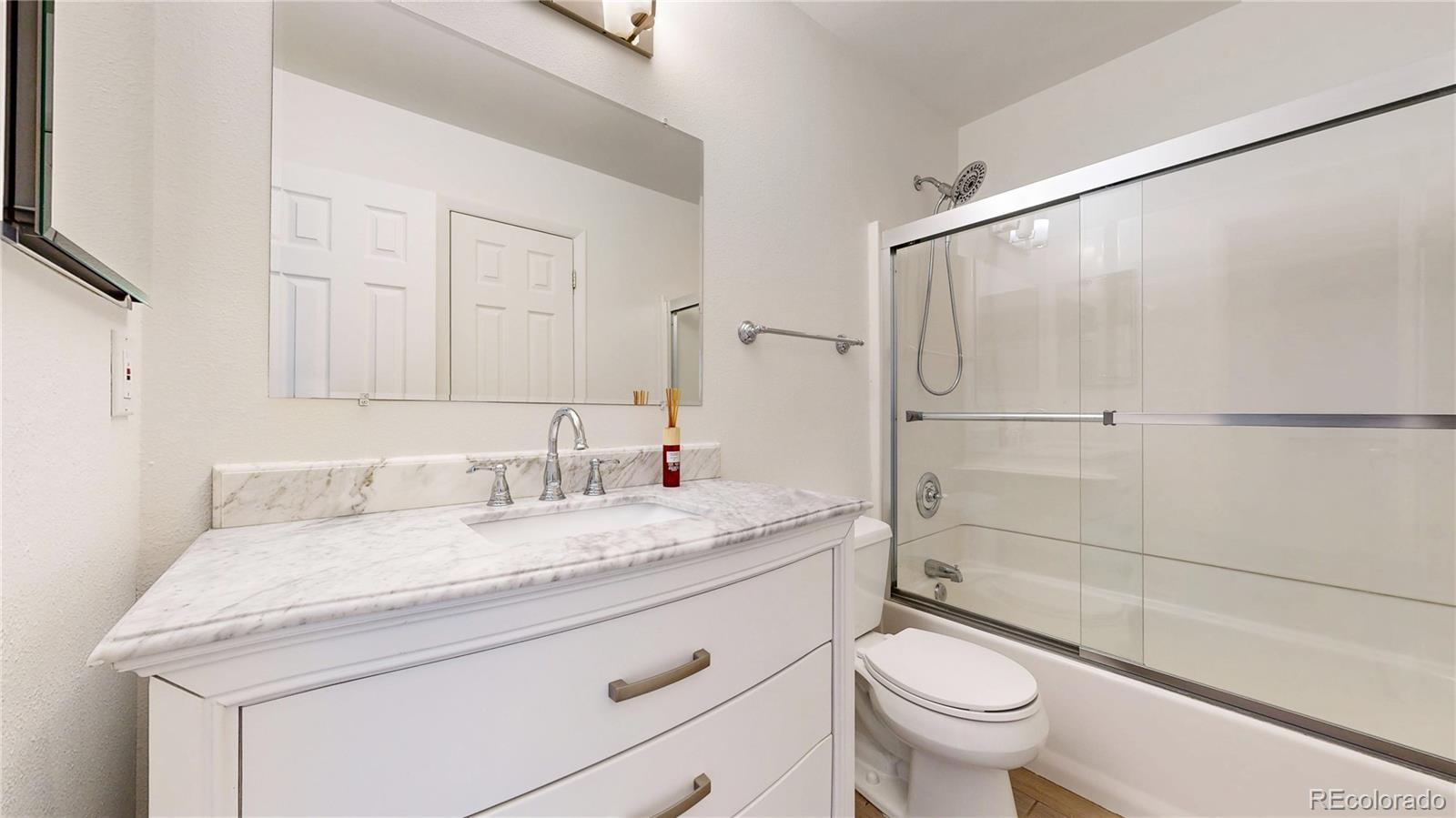 MLS Image #11 for 7057 s webster street,littleton, Colorado