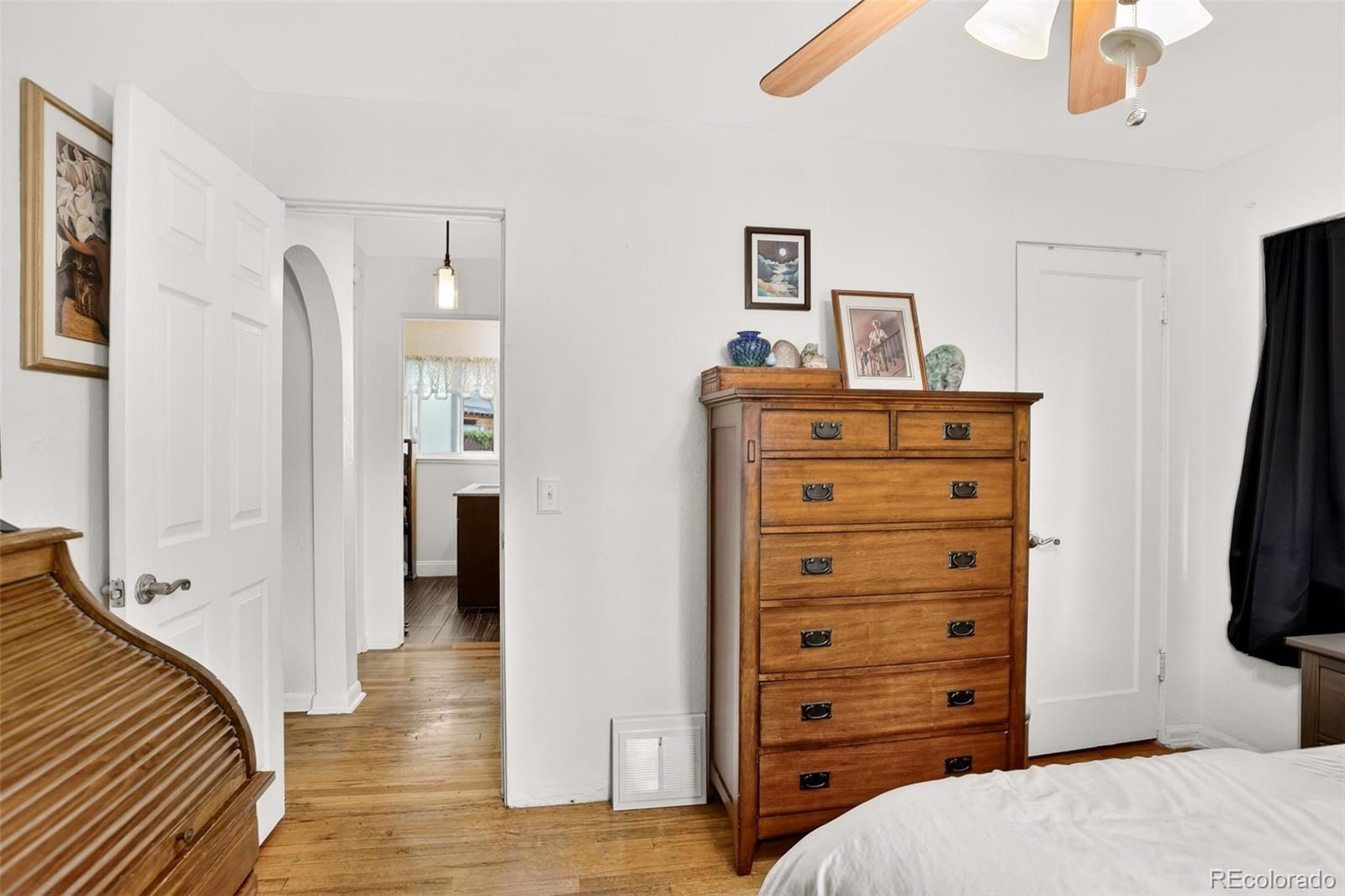 MLS Image #18 for 5331  primrose lane,denver, Colorado