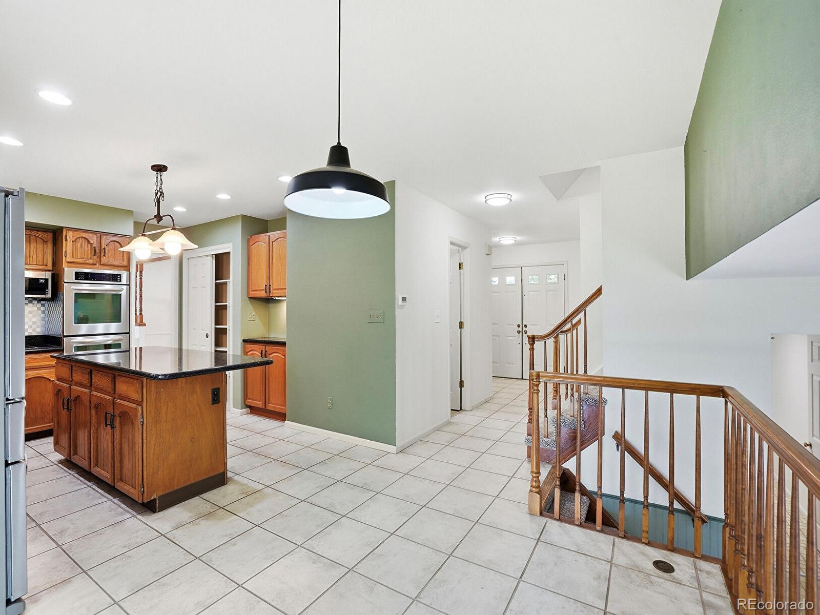 MLS Image #13 for 5123 s iris way,littleton, Colorado