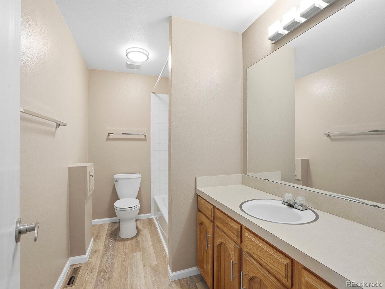 MLS Image #21 for 5123 s iris way,littleton, Colorado