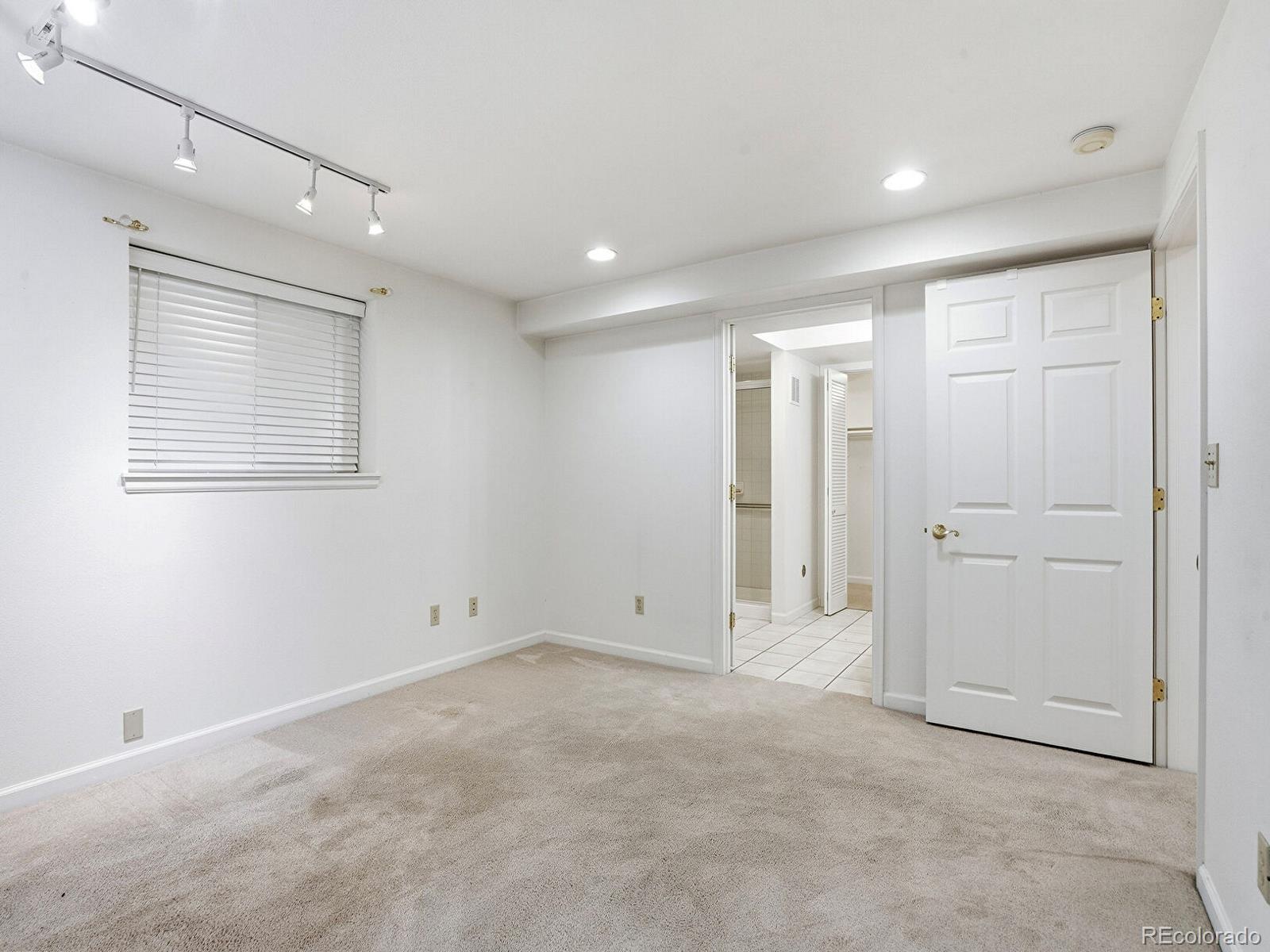 MLS Image #27 for 5123 s iris way,littleton, Colorado