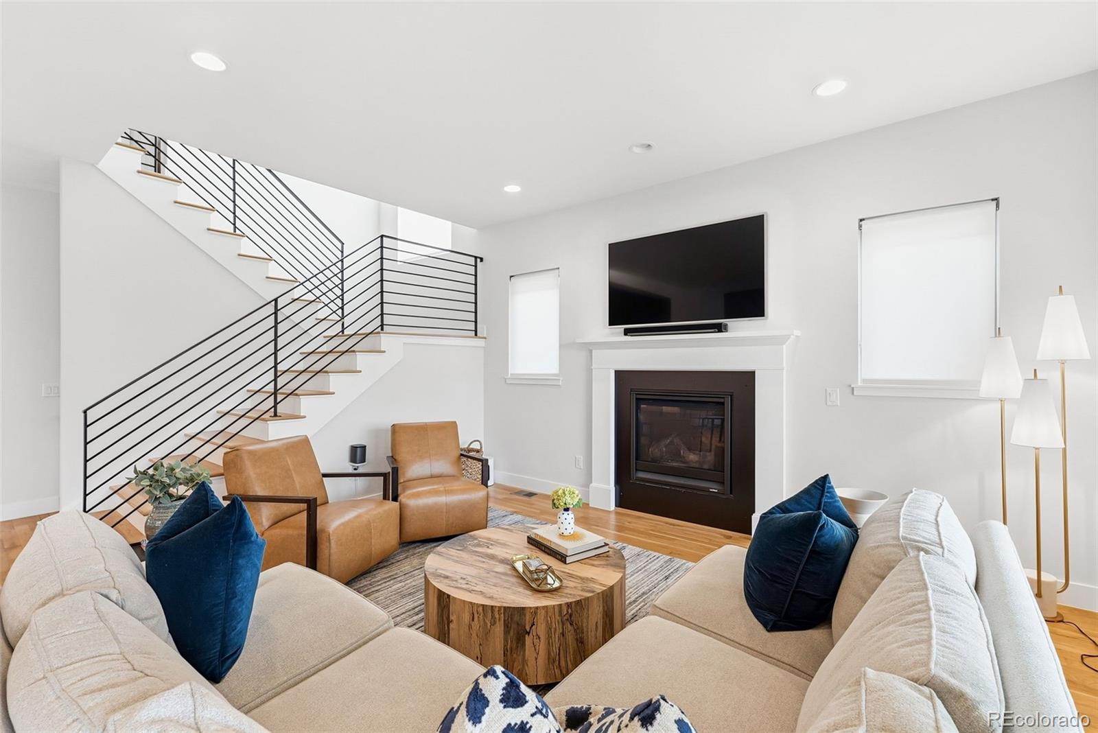 MLS Image #3 for 1501 s clayton street,denver, Colorado