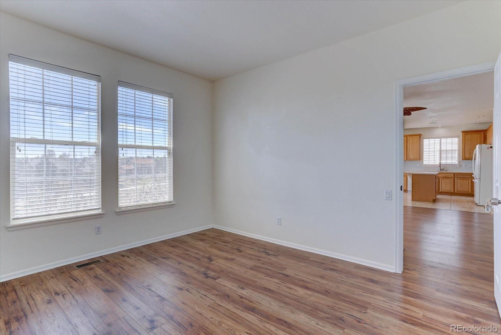 MLS Image #14 for 20436 e flora drive,aurora, Colorado