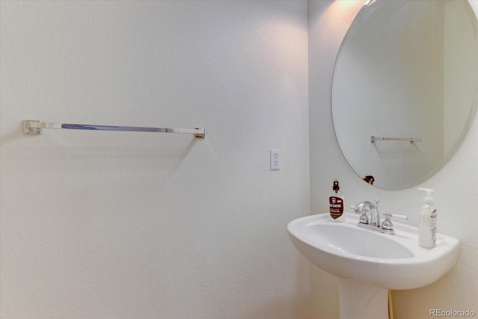 MLS Image #17 for 20436 e flora drive,aurora, Colorado