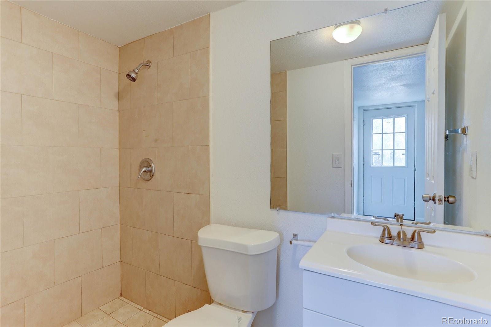 MLS Image #36 for 20436 e flora drive,aurora, Colorado