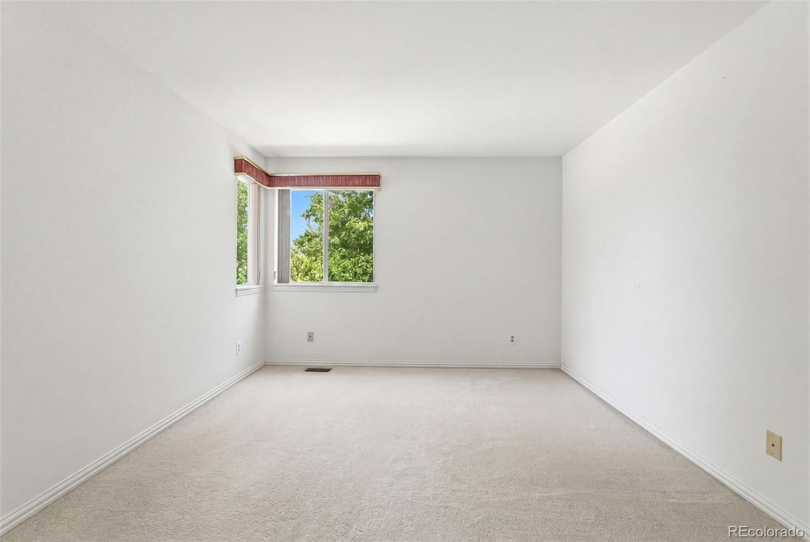MLS Image #26 for 2207 s lima court,aurora, Colorado