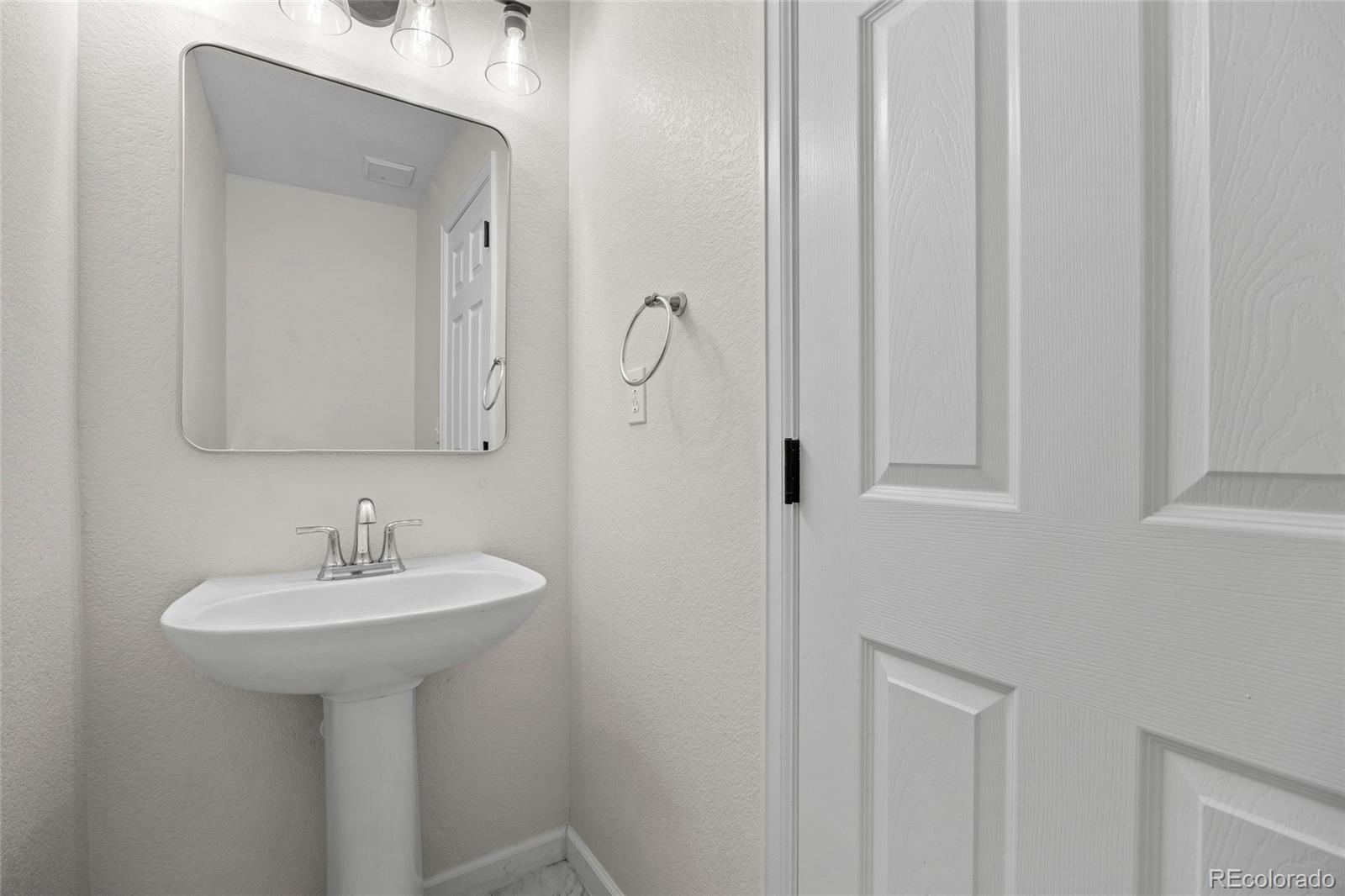 MLS Image #13 for 22130 e berry place,aurora, Colorado
