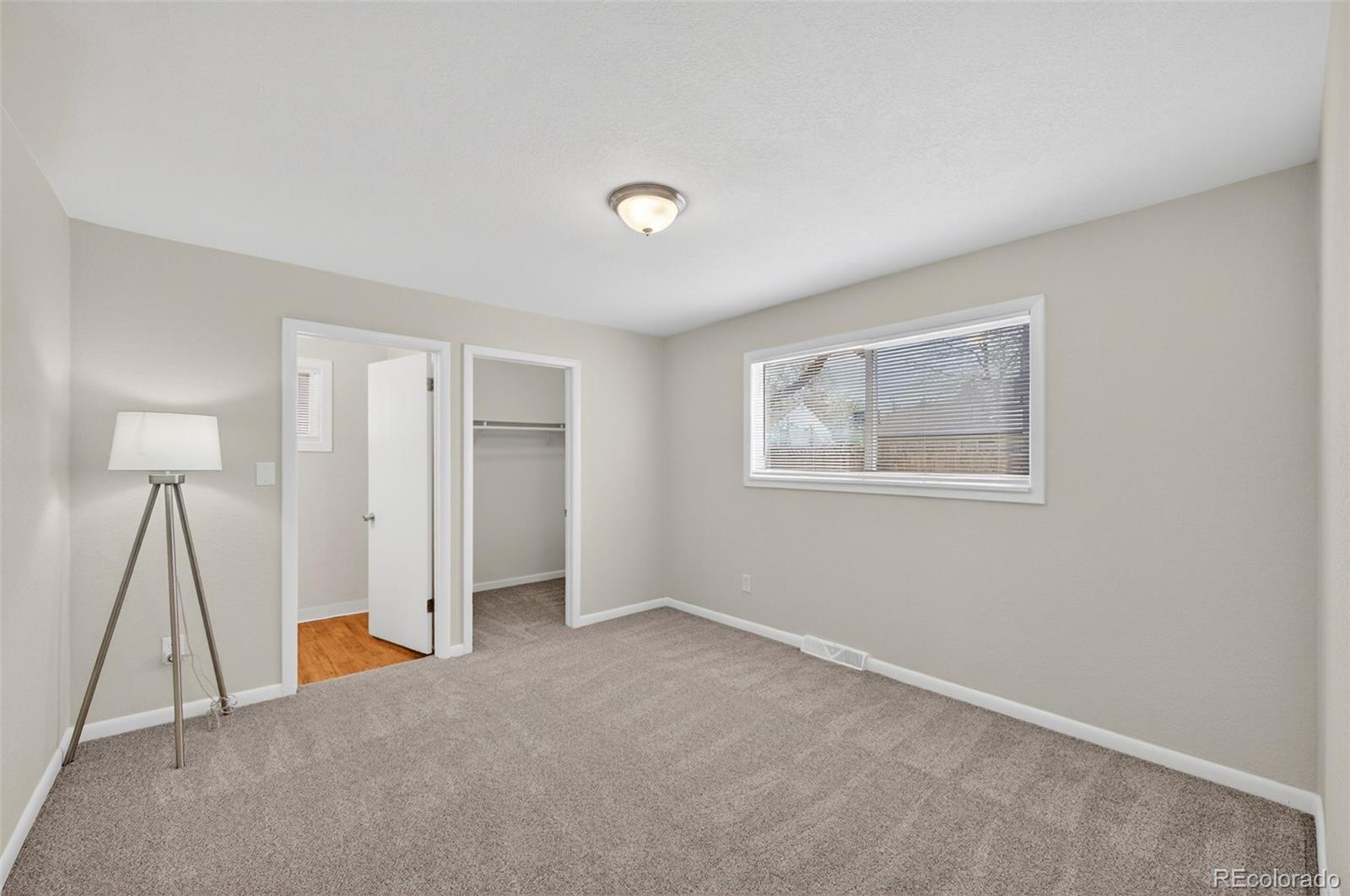 MLS Image #11 for 920  moline street,aurora, Colorado