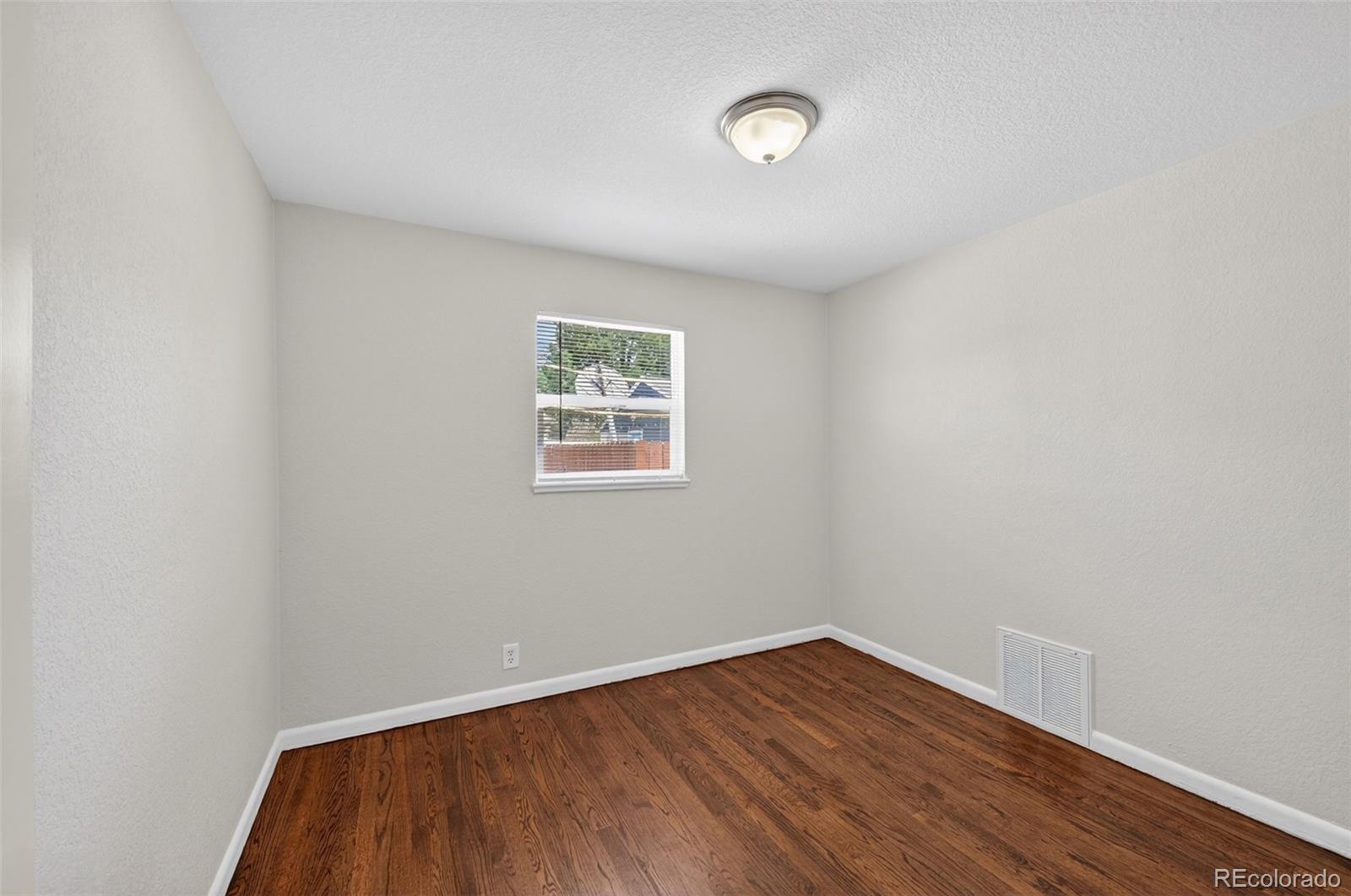 MLS Image #17 for 920  moline street,aurora, Colorado