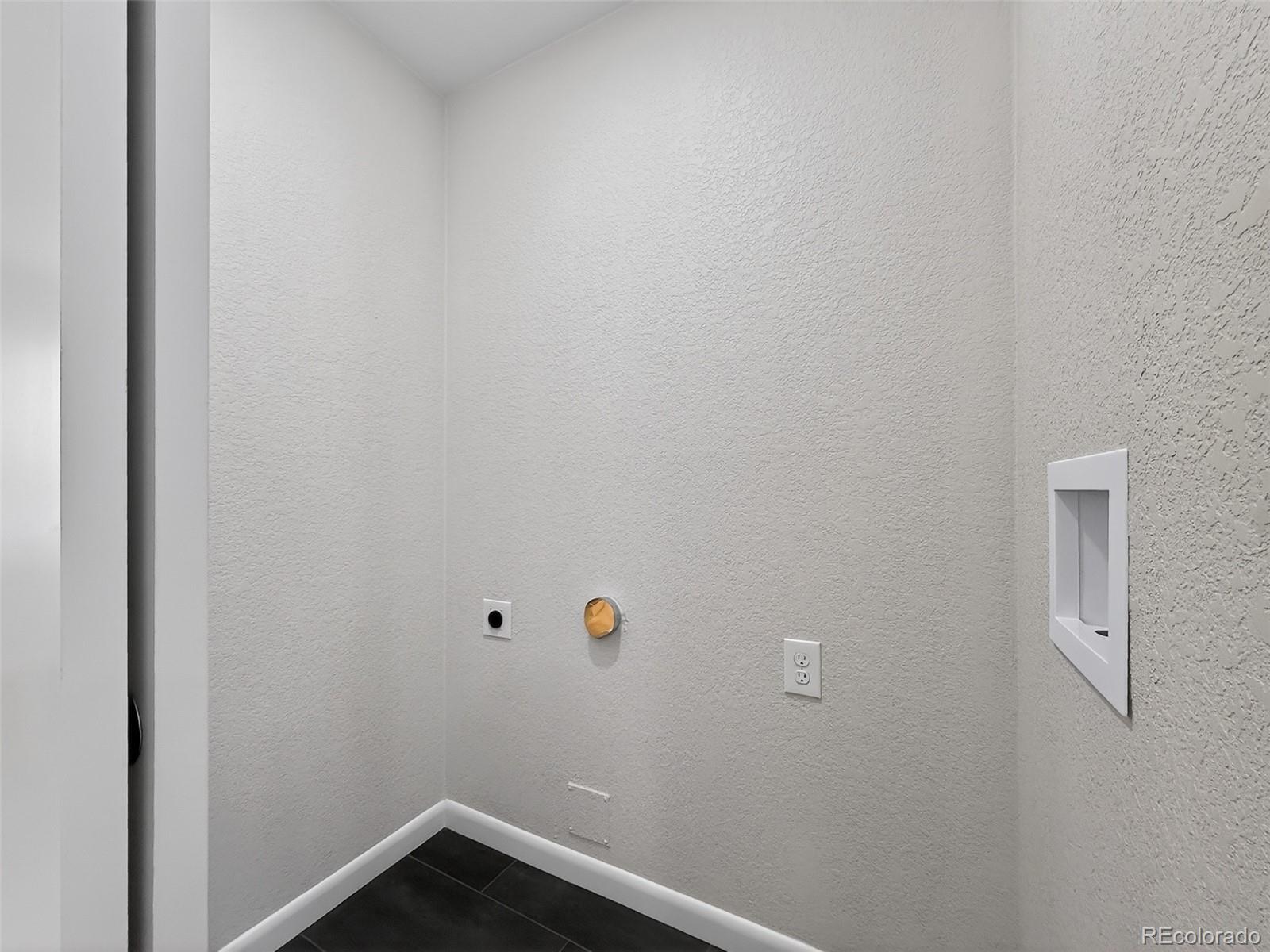 MLS Image #20 for 920  moline street,aurora, Colorado
