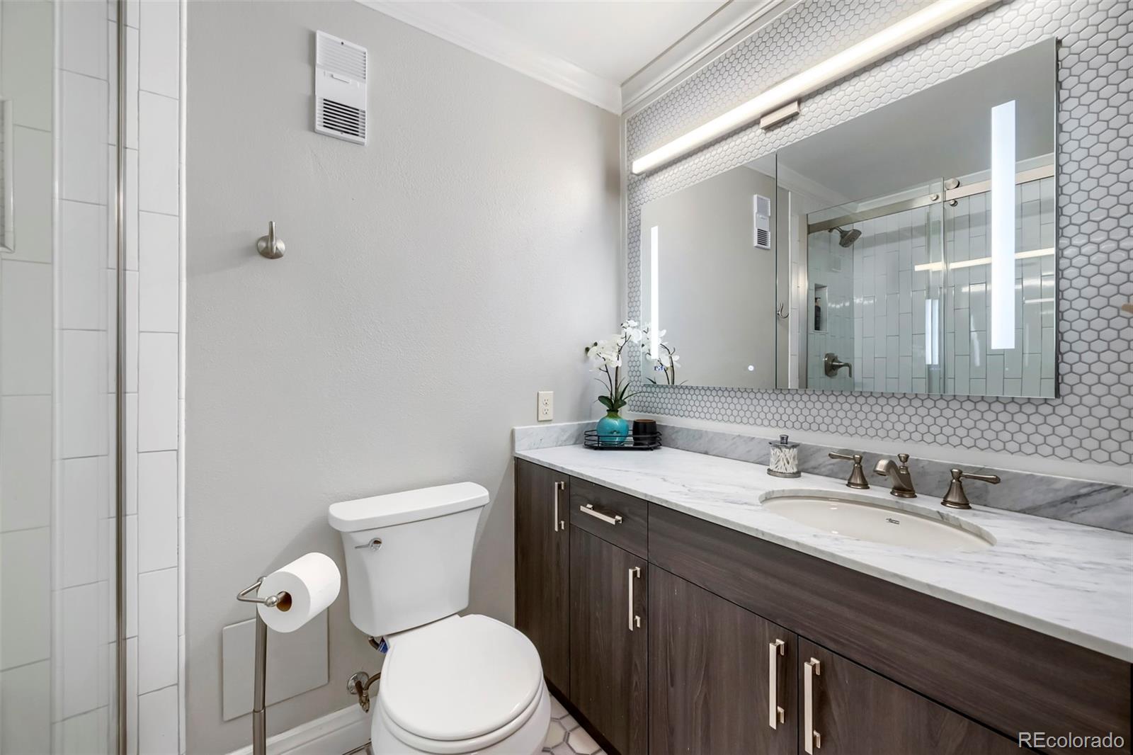 MLS Image #23 for 1625  larimer street,denver, Colorado