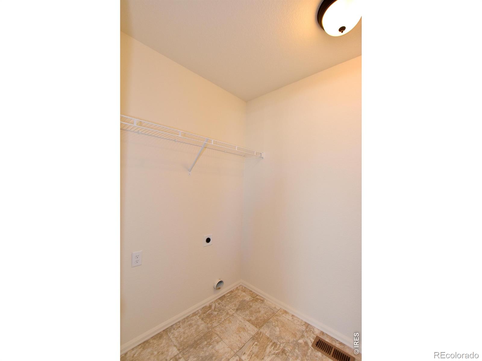 MLS Image #17 for 2368  jasmine lane,johnstown, Colorado