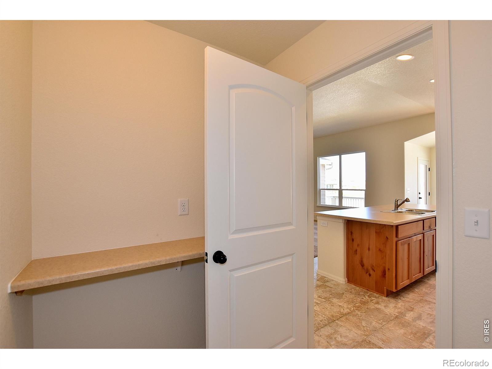 MLS Image #20 for 2368  jasmine lane,johnstown, Colorado