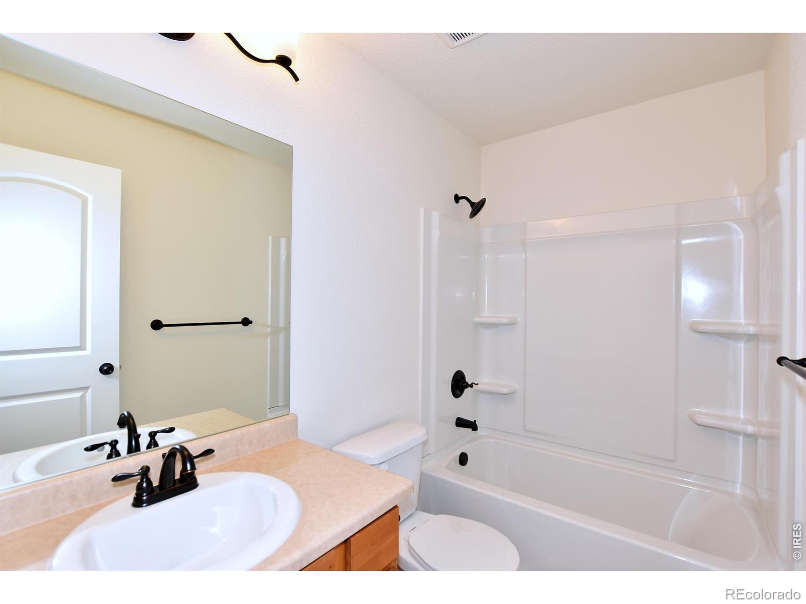 MLS Image #27 for 2368  jasmine lane,johnstown, Colorado