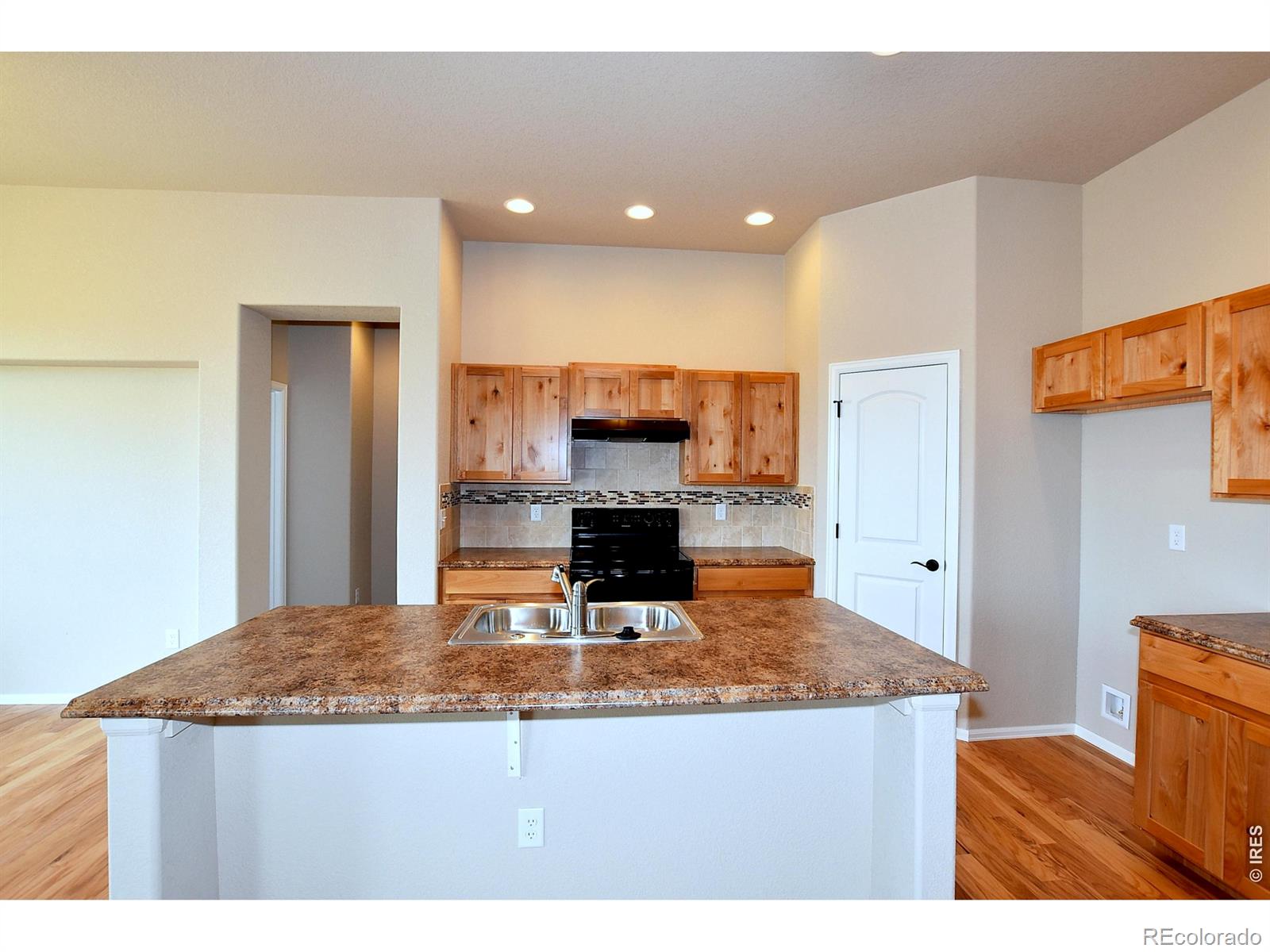 MLS Image #15 for 4870  tangerine street,johnstown, Colorado