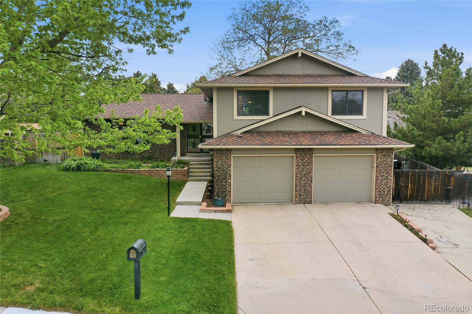 MLS Image #2 for 7821 s clayton way,centennial, Colorado
