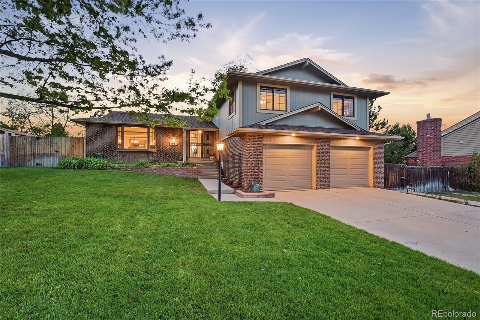 MLS Image #3 for 7821 s clayton way,centennial, Colorado