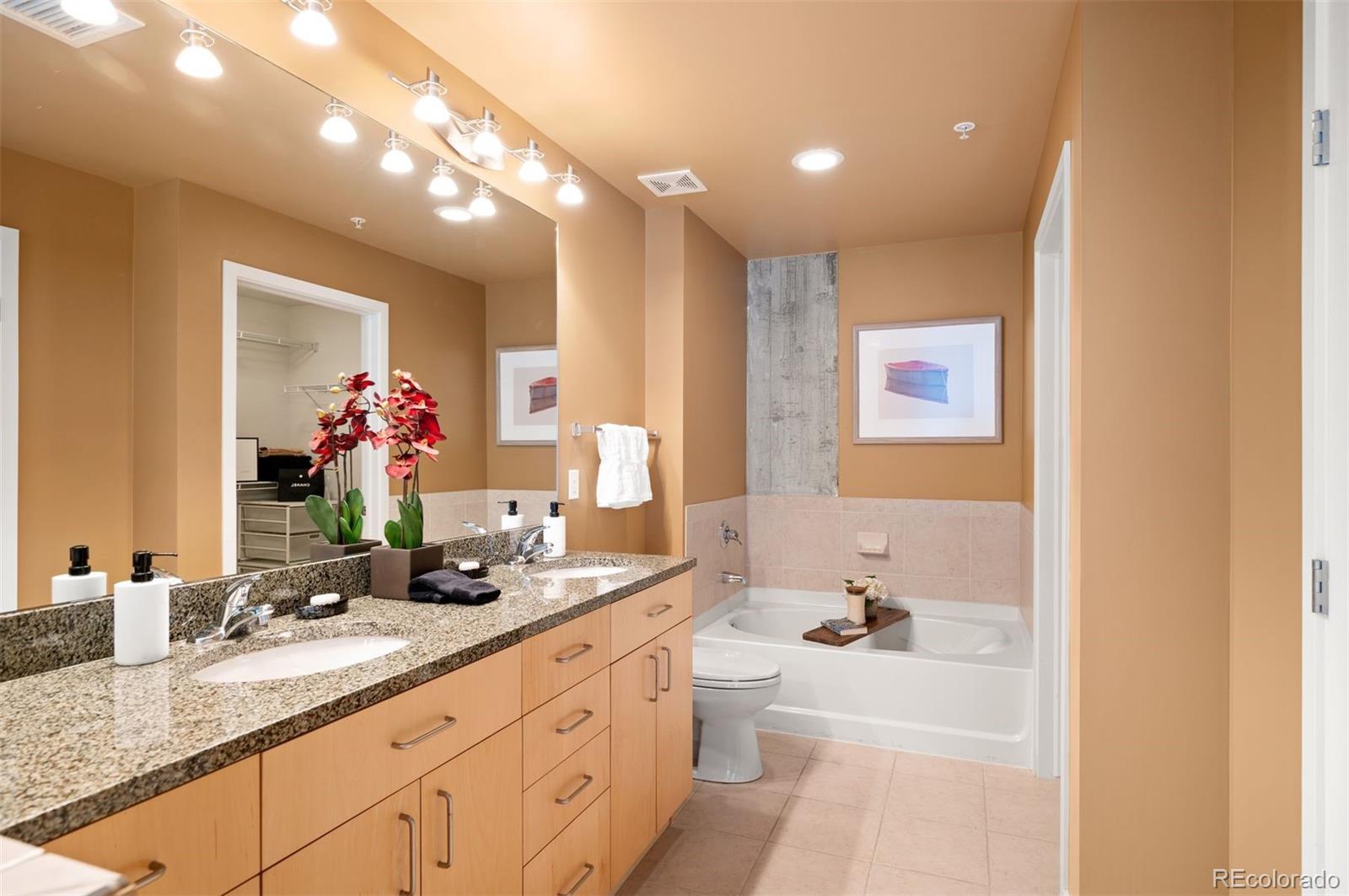 MLS Image #17 for 1700  bassett street 1518,denver, Colorado