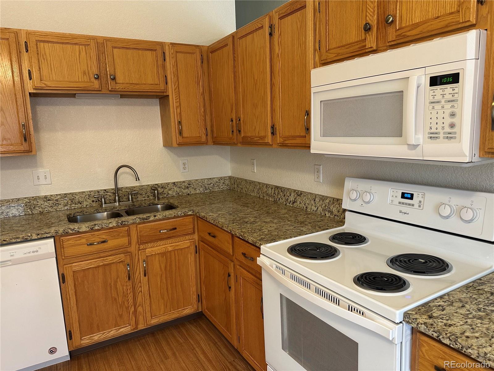 MLS Image #5 for 511  sundance circle,dacono, Colorado