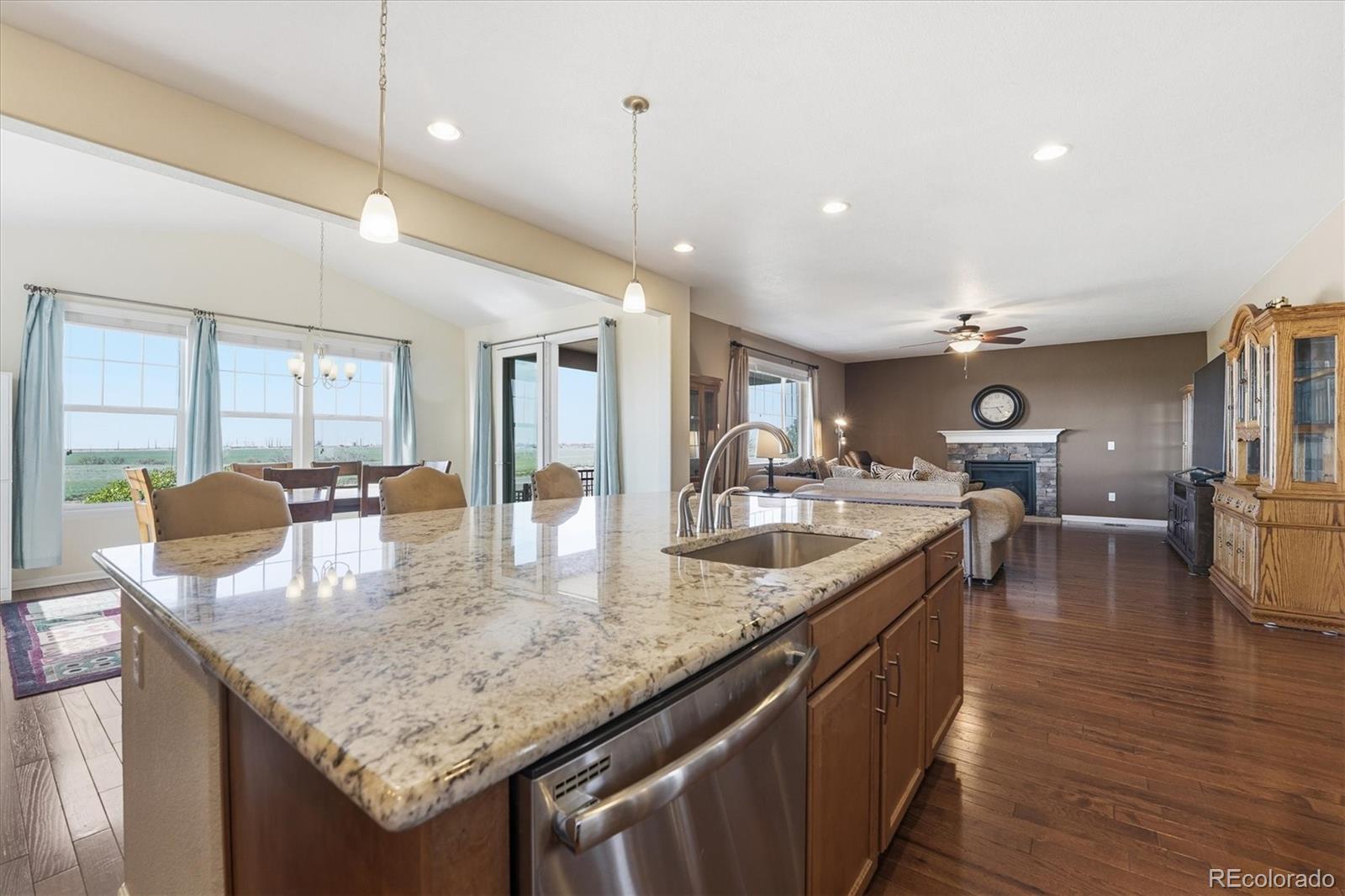 MLS Image #12 for 25561 e 5th place,aurora, Colorado