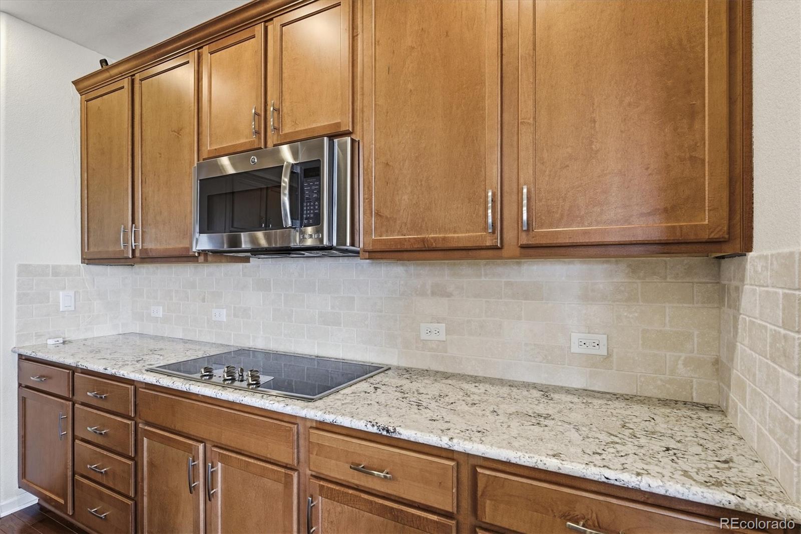 MLS Image #14 for 25561 e 5th place,aurora, Colorado