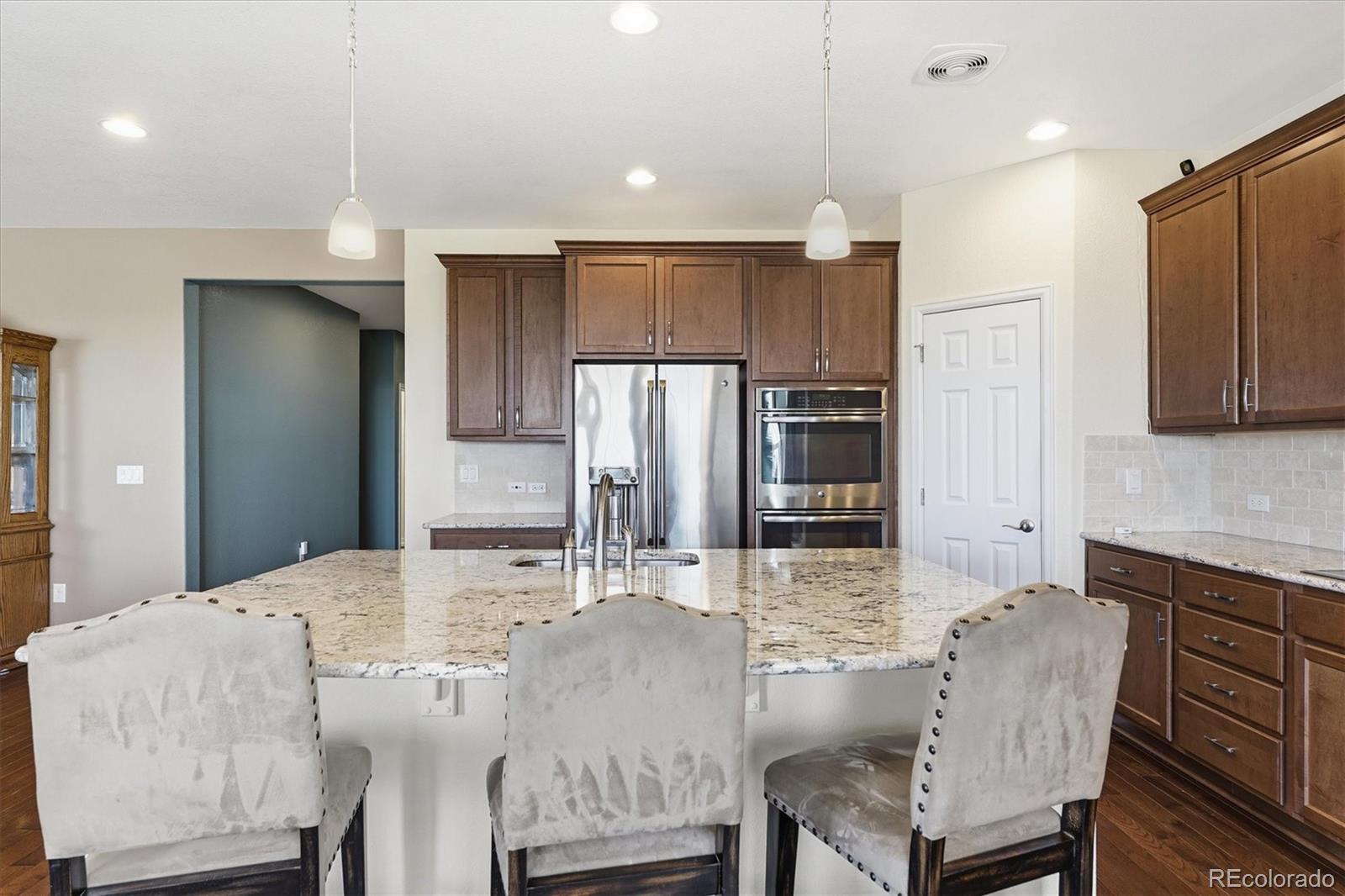 MLS Image #9 for 25561 e 5th place,aurora, Colorado
