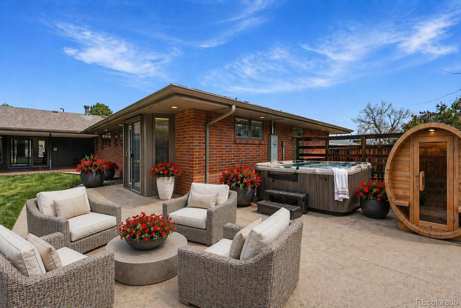 MLS Image #26 for 3742 s grape street,denver, Colorado