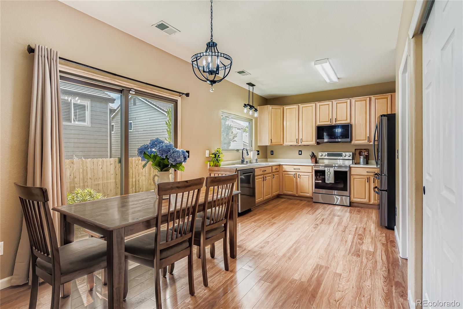 MLS Image #4 for 8337 s pierce way,littleton, Colorado