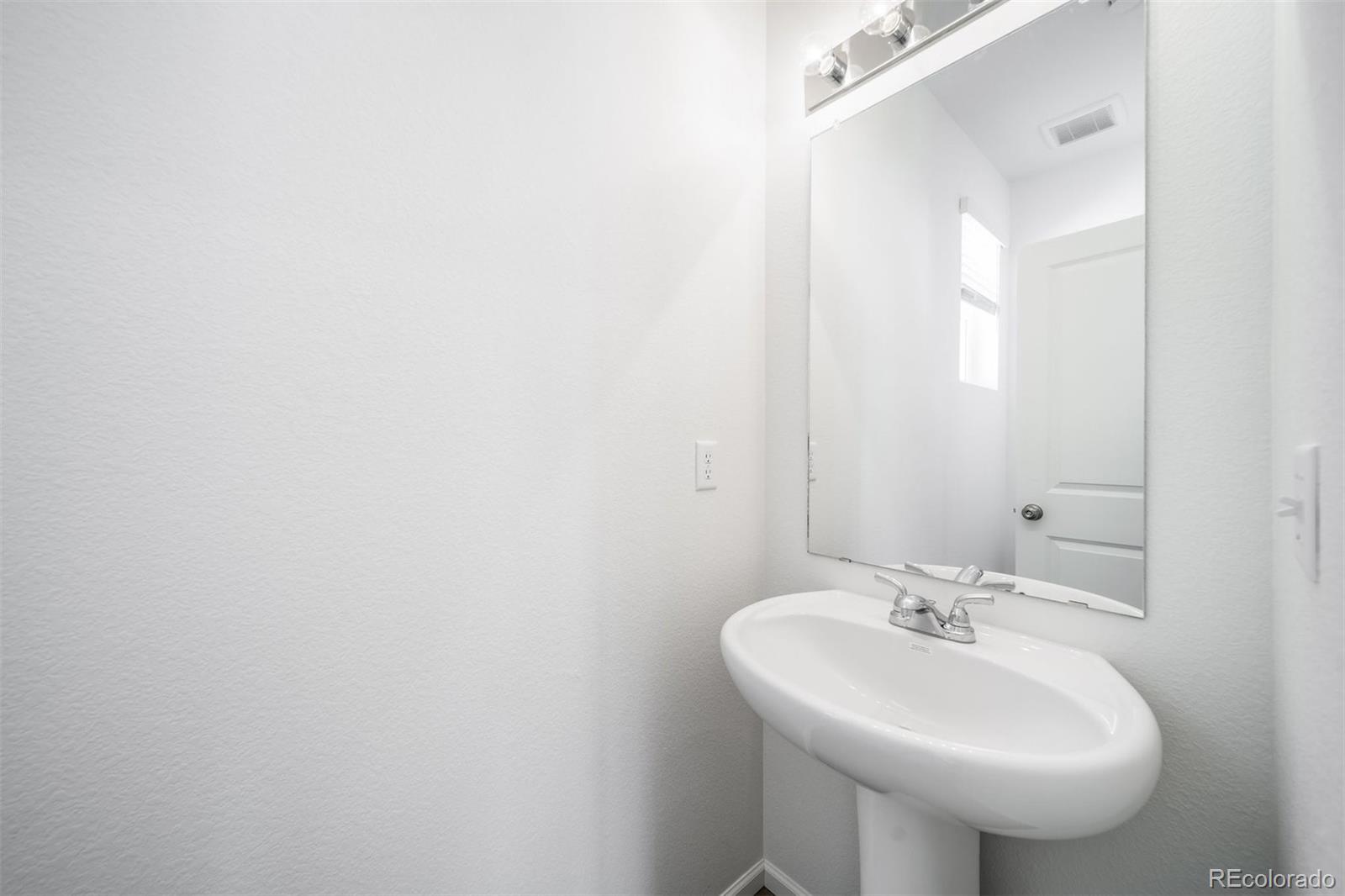 MLS Image #13 for 46601  sunflower lane,bennett, Colorado